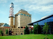 A photo of the Civic Centre in Mississauga, ON
